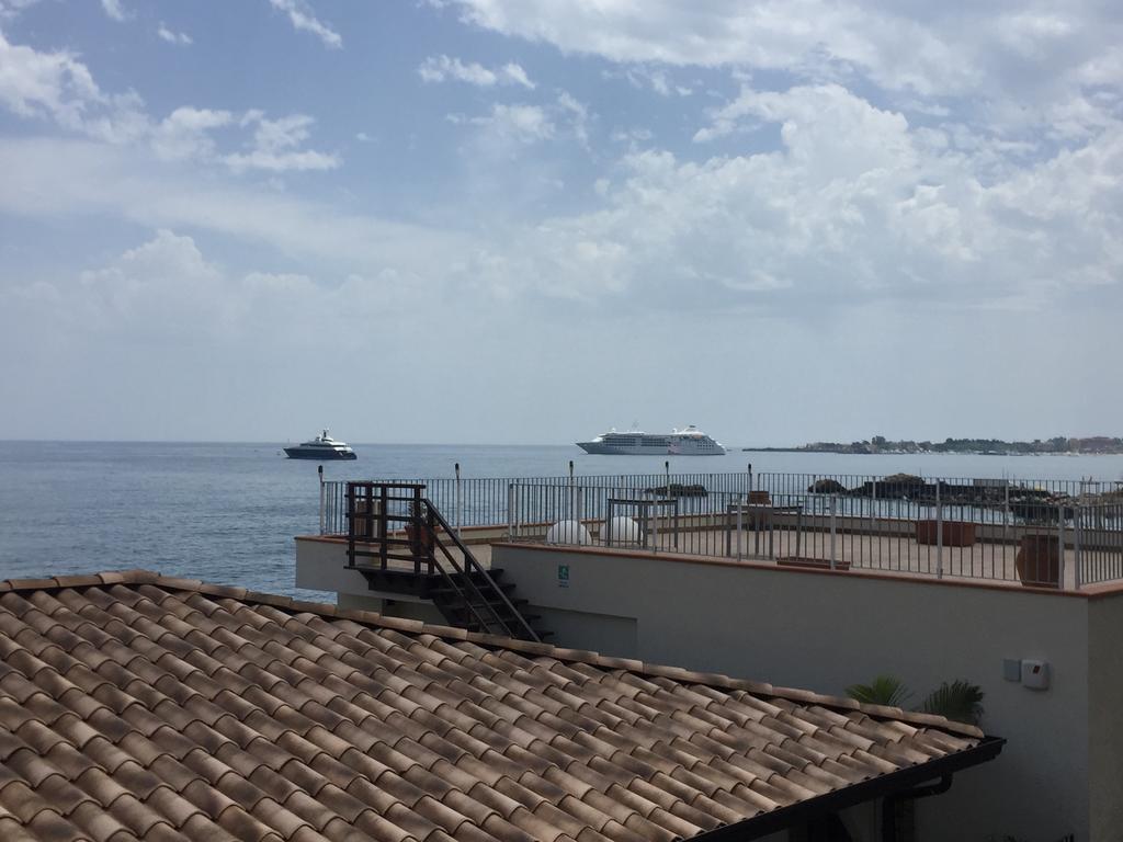 Beach Apartments Patrizia Taormina Exterior foto
