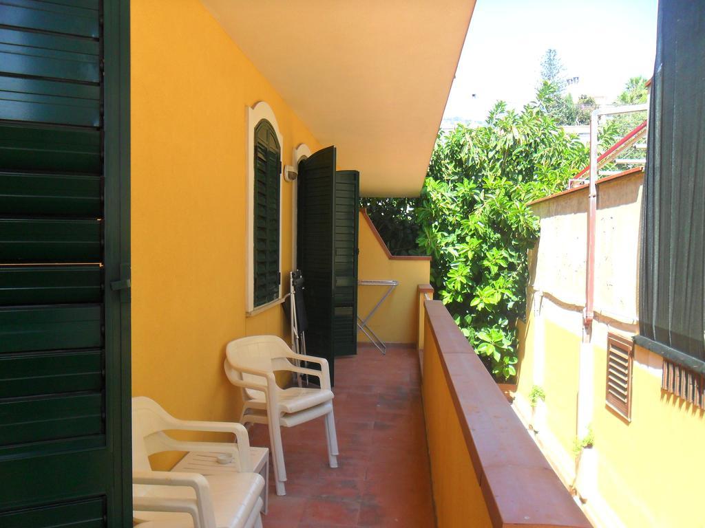 Beach Apartments Patrizia Taormina Exterior foto