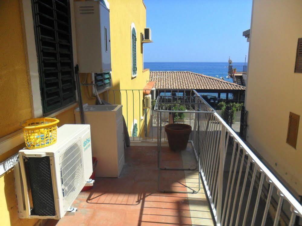Beach Apartments Patrizia Taormina Exterior foto